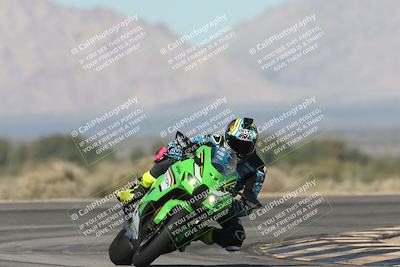 media/Jan-15-2026-Racers Edge (Thu) [[dfebeb70ab]]/2-A Group/Session 3 (Turn 16)/